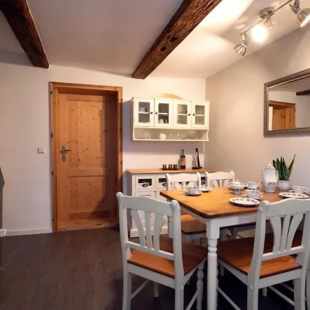 Nyaraló Gesindehaus